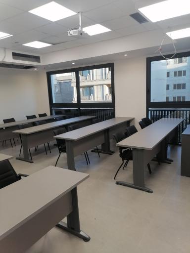 عکس دانشگاه غیرانتفاعی خاتم