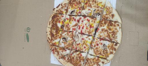 عکس پیتزا لحظه ها