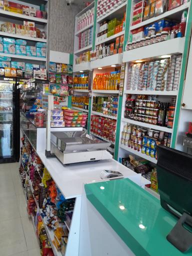 عکس هایپر مارکت آریایی