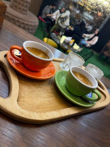 عکس کافه فست فود امارات