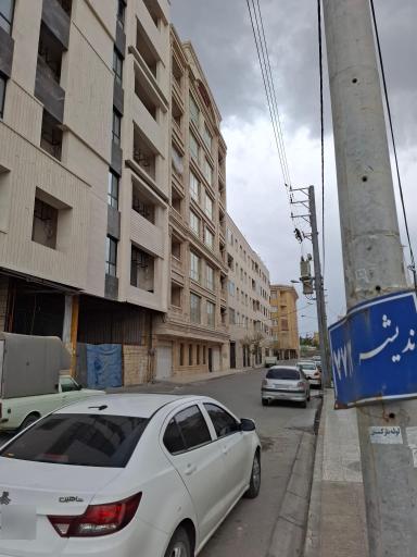 عکس ساختمان کیهان ۲