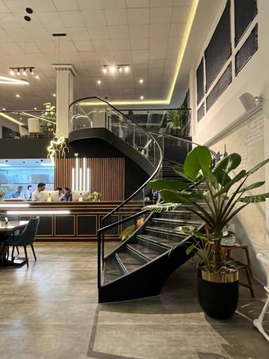 عکس کافه رستوران سی تو 