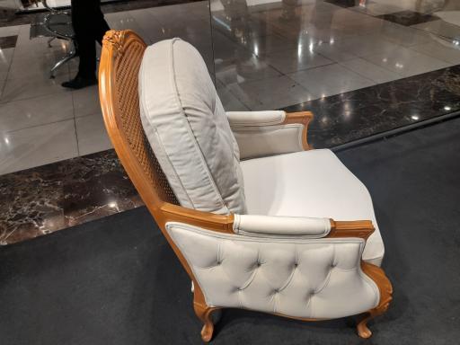 عکس تولیدی مبلمان چوب آرا