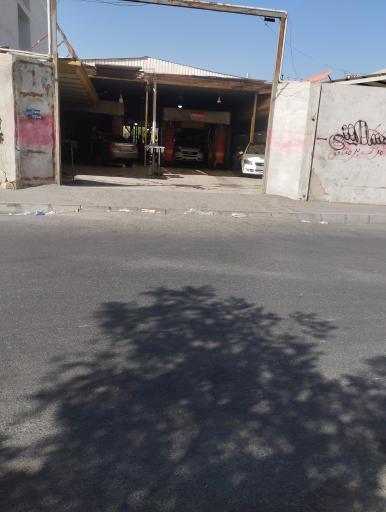 عکس کارواش بزرگ اتوماتیک (درب خروجی)