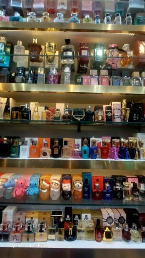 عکس لوازم آرایشی سایه روشن