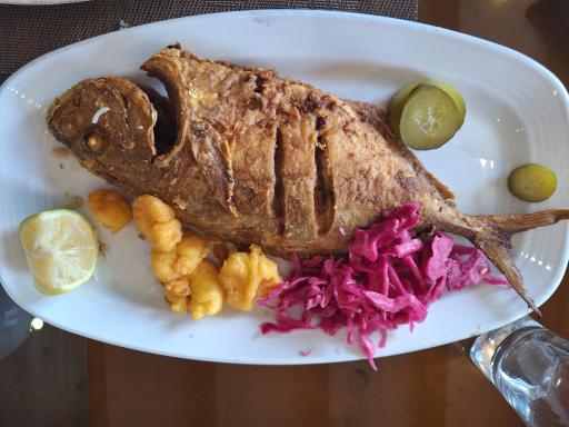 عکس رستوران گلدن فود