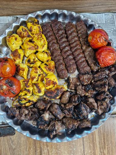 عکس رستوران باقری