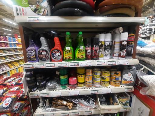 عکس بازار بزرگ میلاد