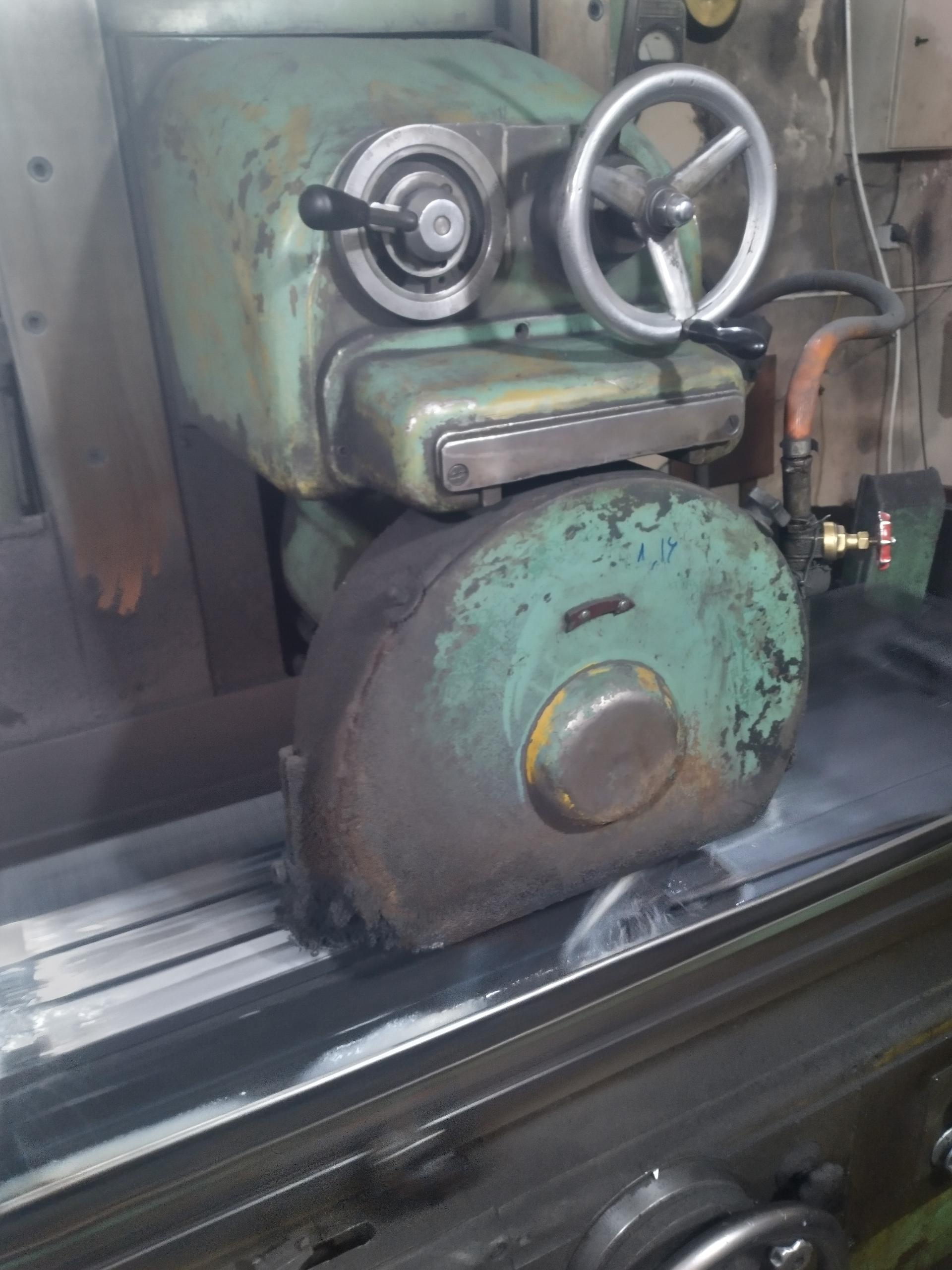 عکس سنگ مغناطیسی