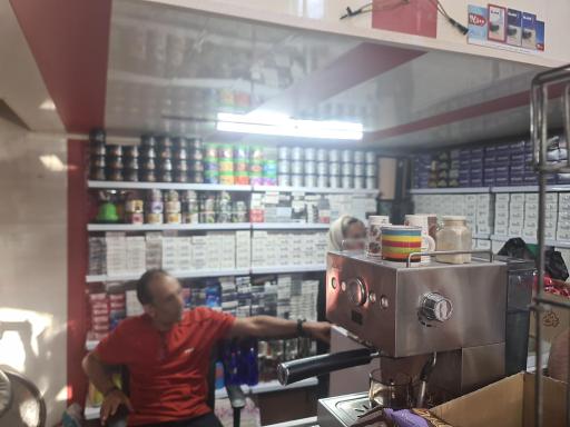 عکس فروشگاه توتون و تنباکو تیکا