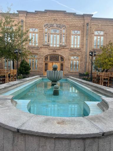 عکس هتل بوتیک سرخاب