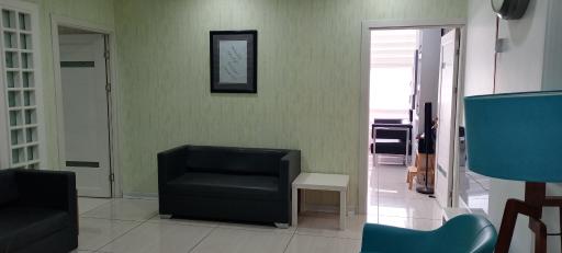 عکس دفتر وکالت راضیه احمدی