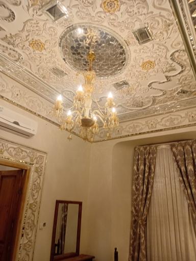 عکس هتل بوتیک سرخاب