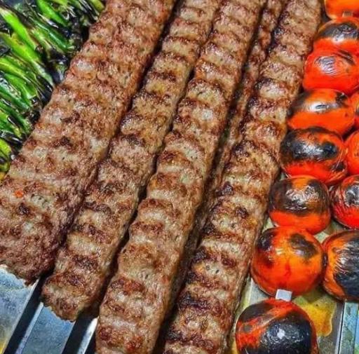 عکس باغ رستوران کاکتوس
