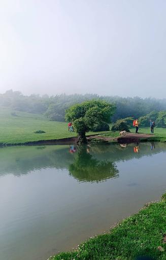 عکس آبگیر گلدیان