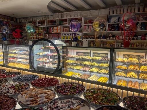 عکس شیرینی سرای گلستان ماهشهر 