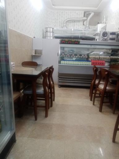 عکس صبحانه سرای پروانه 