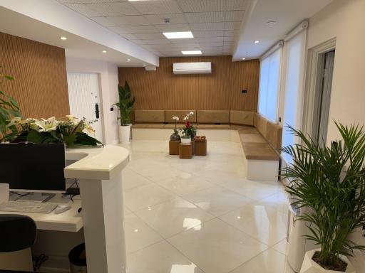 عکس کلینیک رادیولوژی و سونوگرافی دکتر دانیال دهبندی