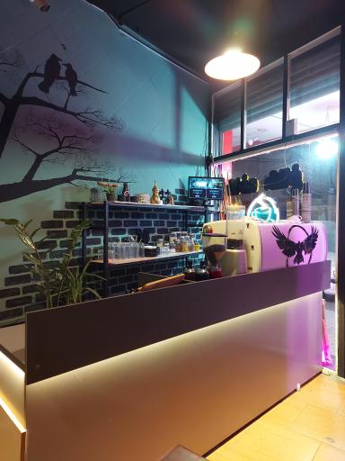 عکس کافه کلاغ