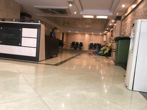 عکس ساختمان پزشکان رامیار