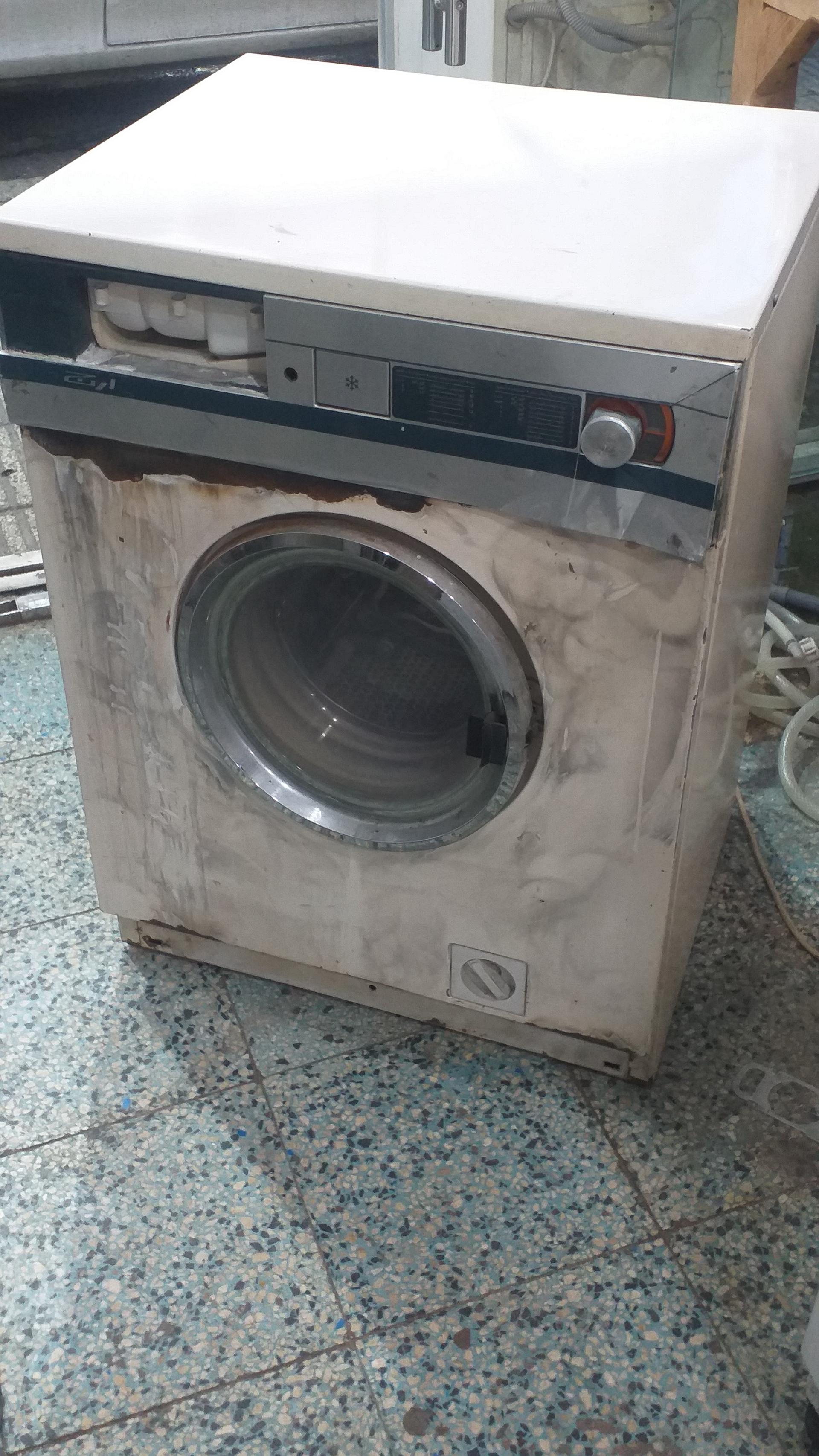 عکس تعمیرات لوازم خانگی سماکوش