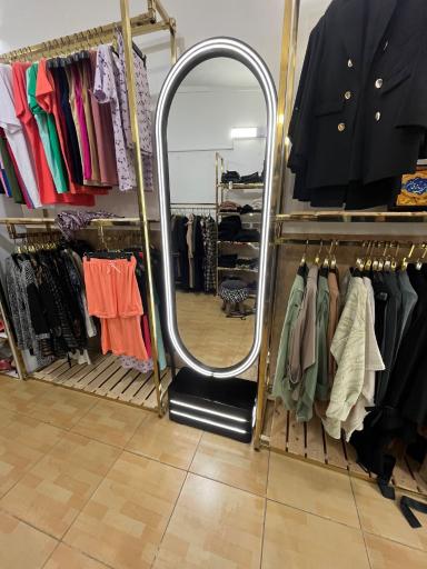 عکس تولیدی مانکن، رگال و چوبکار آیلار