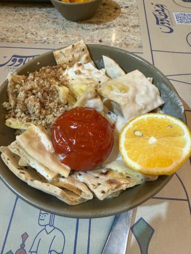 عکس رستوران ترمه و طاووس