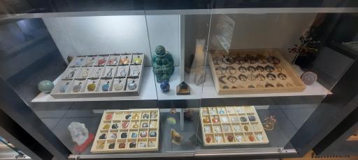 عکس سنگ کده گالری