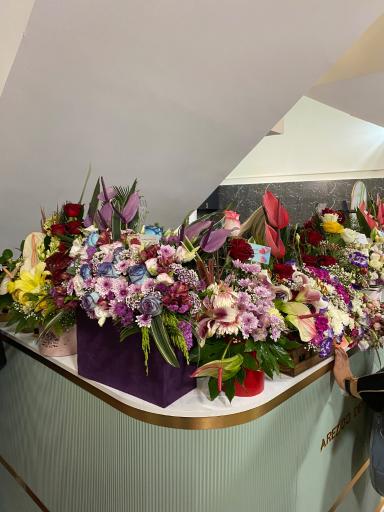 عکس سالن زیبایی آرزو درفشی