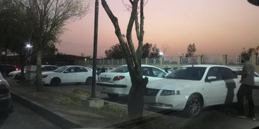 عکس پارکینگ شهید اباد