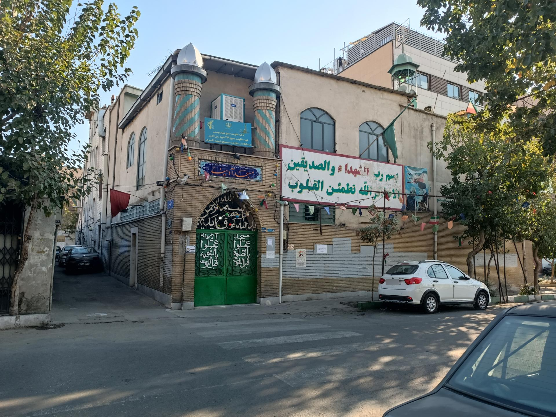 عکس مسجد آدینه