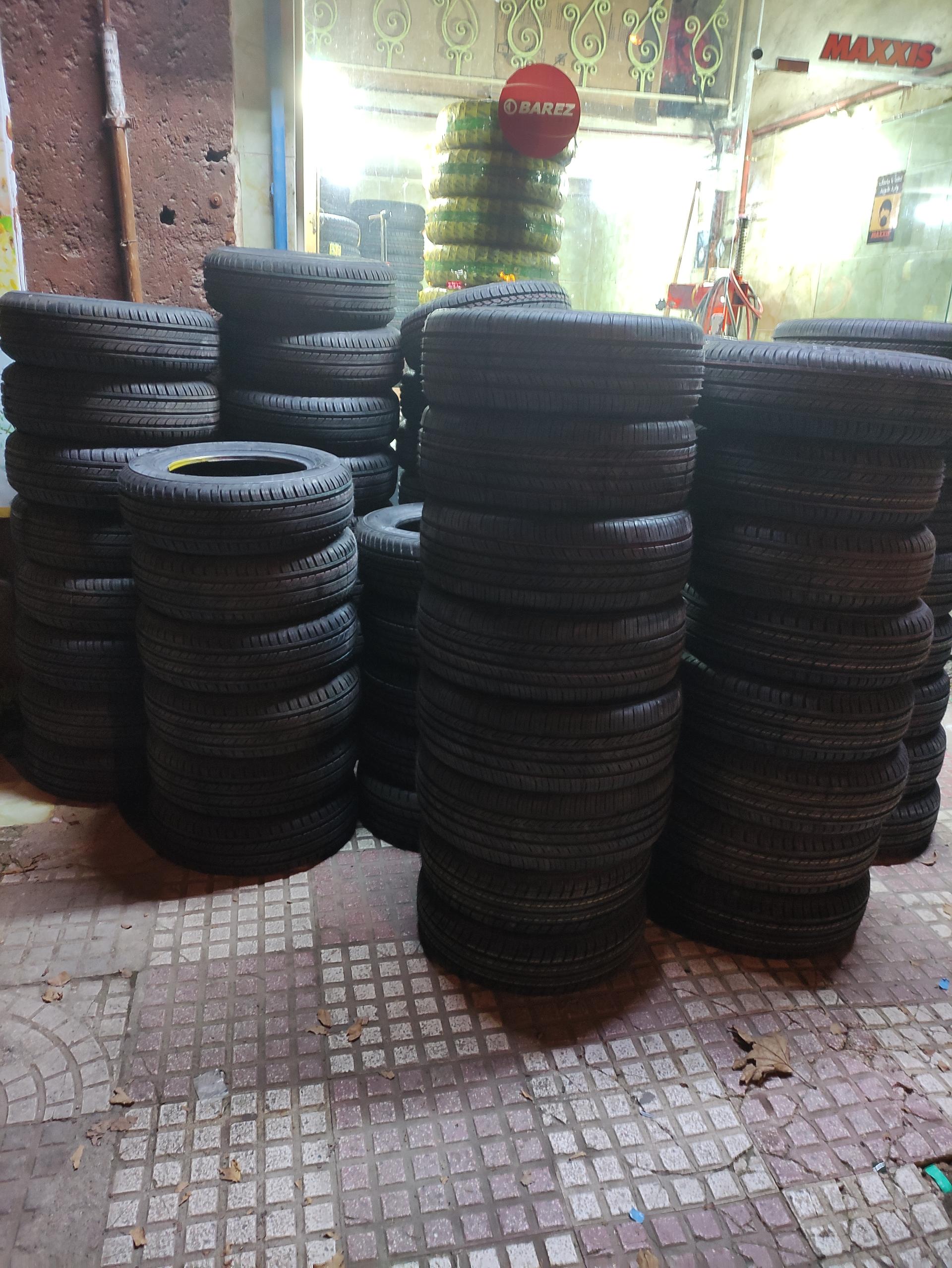 عکس فروشگاه رینگ و لاستیک یزدانی