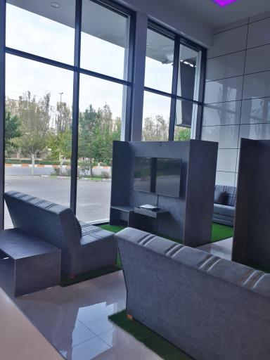 عکس گیم سنتر جوان