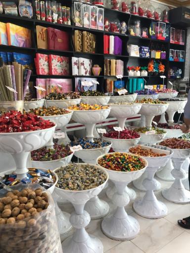 عکس شیرینی گل سرخ