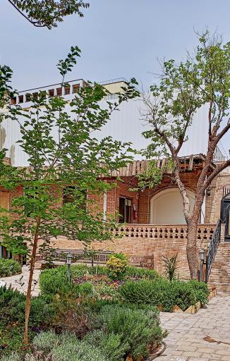 عکس خانه مهربان