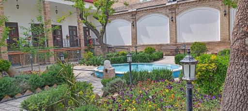 عکس خانه مهربان