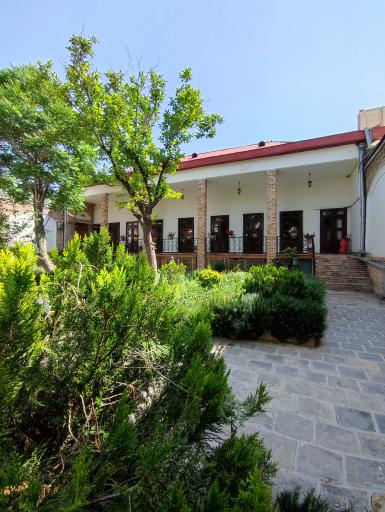 عکس خانه مهربان