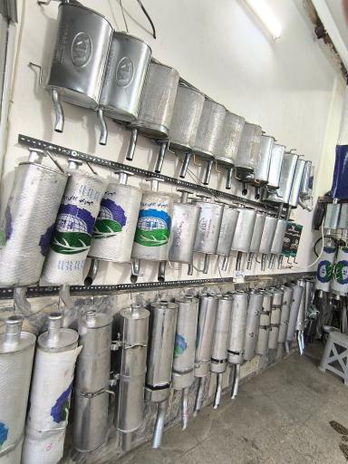 عکس اگزوز و کاتالیزور چوبدار 