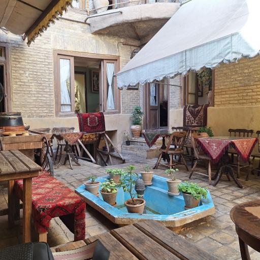 عکس کافه قربا