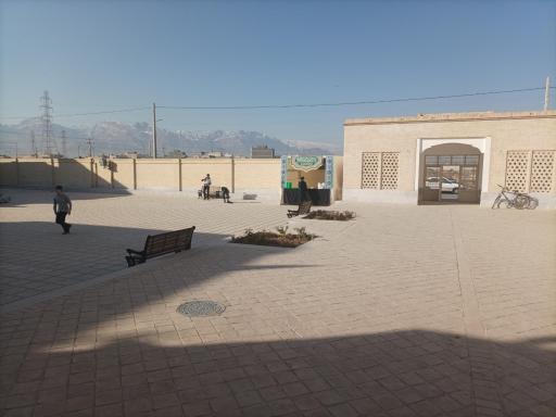 عکس مجتمع آموزشی حیات طیّبه دبیرستان پسرانه نمونه احمد شیشه بری