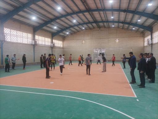 عکس مجتمع آموزشی حیات طیّبه دبیرستان پسرانه نمونه احمد شیشه بری