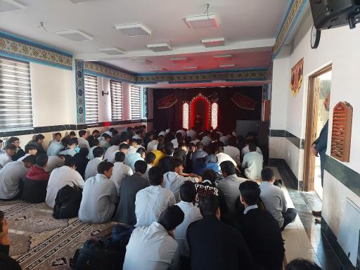 مجتمع آموزشی حیات طیّبه دبیرستان پسرانه نمونه احمد شیشه بری