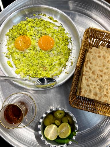 عکس صبحانه سرای روزگار 