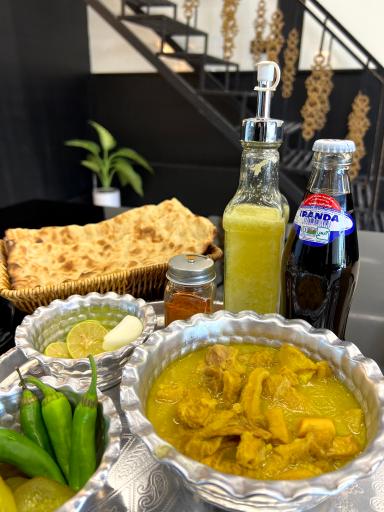 عکس صبحانه سرای روزگار 