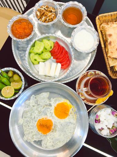 عکس صبحانه سرای روزگار 