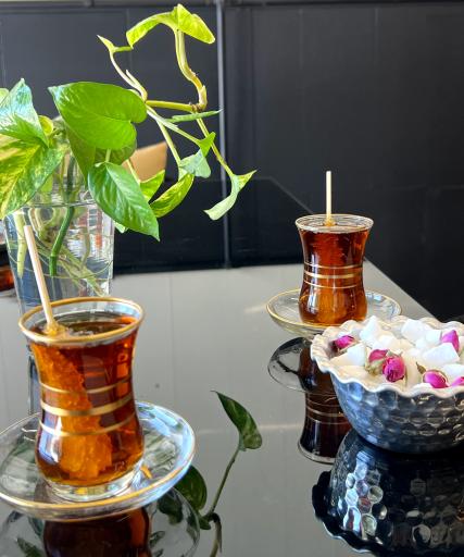 عکس صبحانه سرای روزگار 