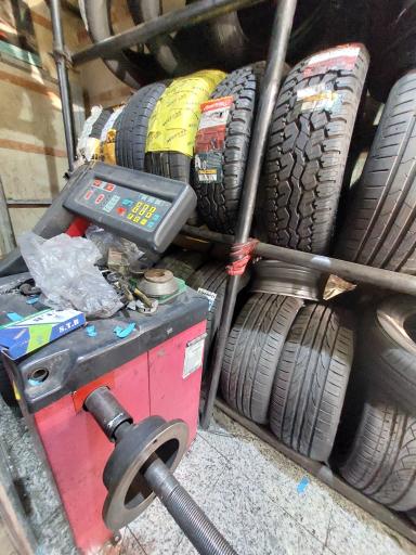 ریس تایر بهزاد حسینی