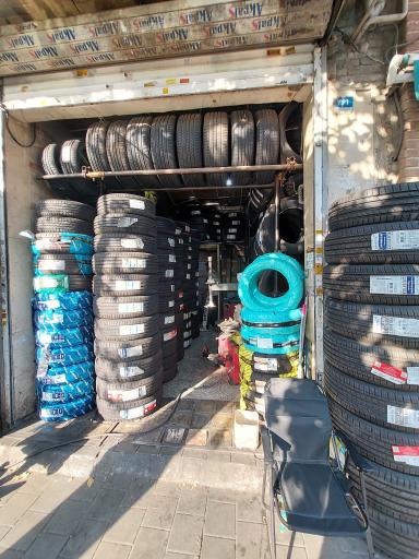 ریس تایر بهزاد حسینی