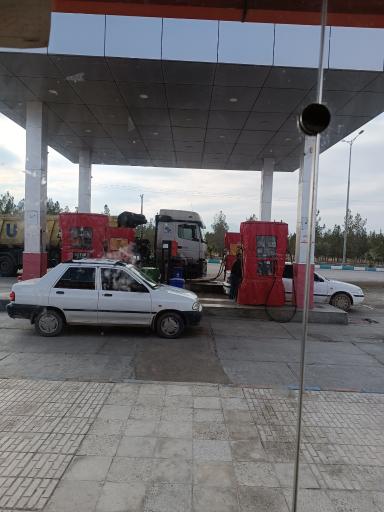 عکس پمپ بنزین 