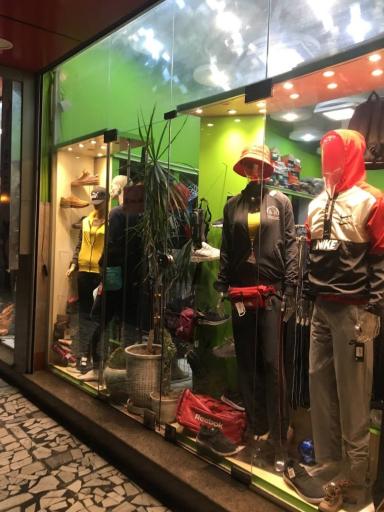 عکس فروشگاه پوشاک کنز